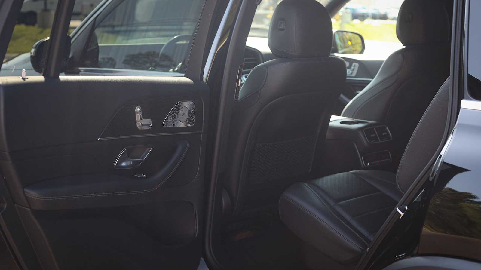 Thumbnail: 2022 Mercedes-Benz GLS - 17