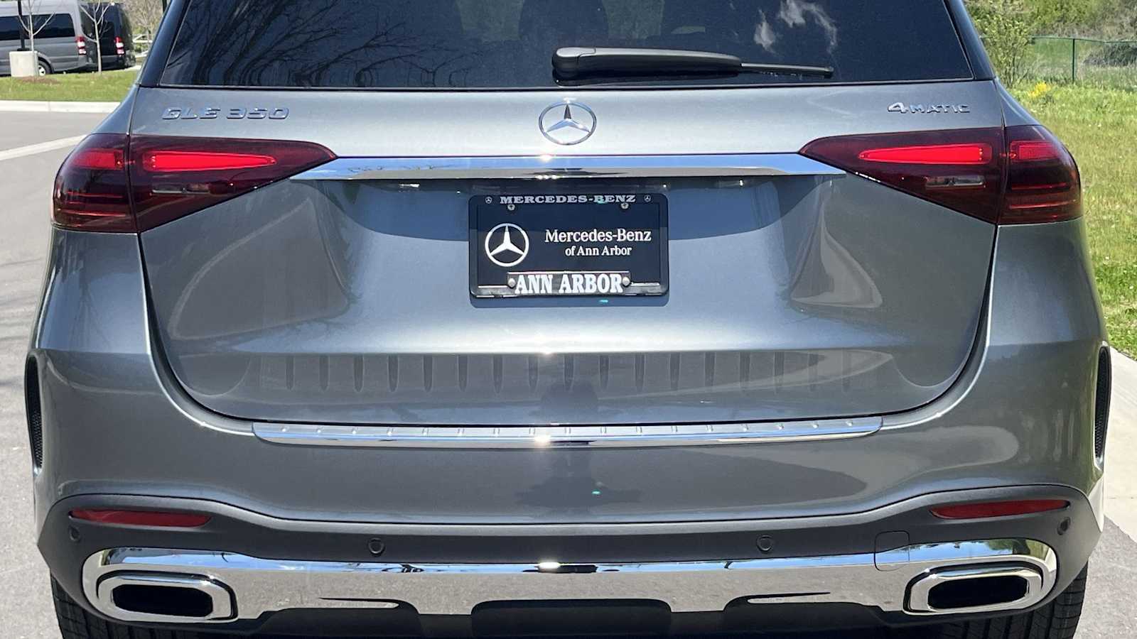 Thumbnail: 2026 Mercedes-Benz GLE - 19