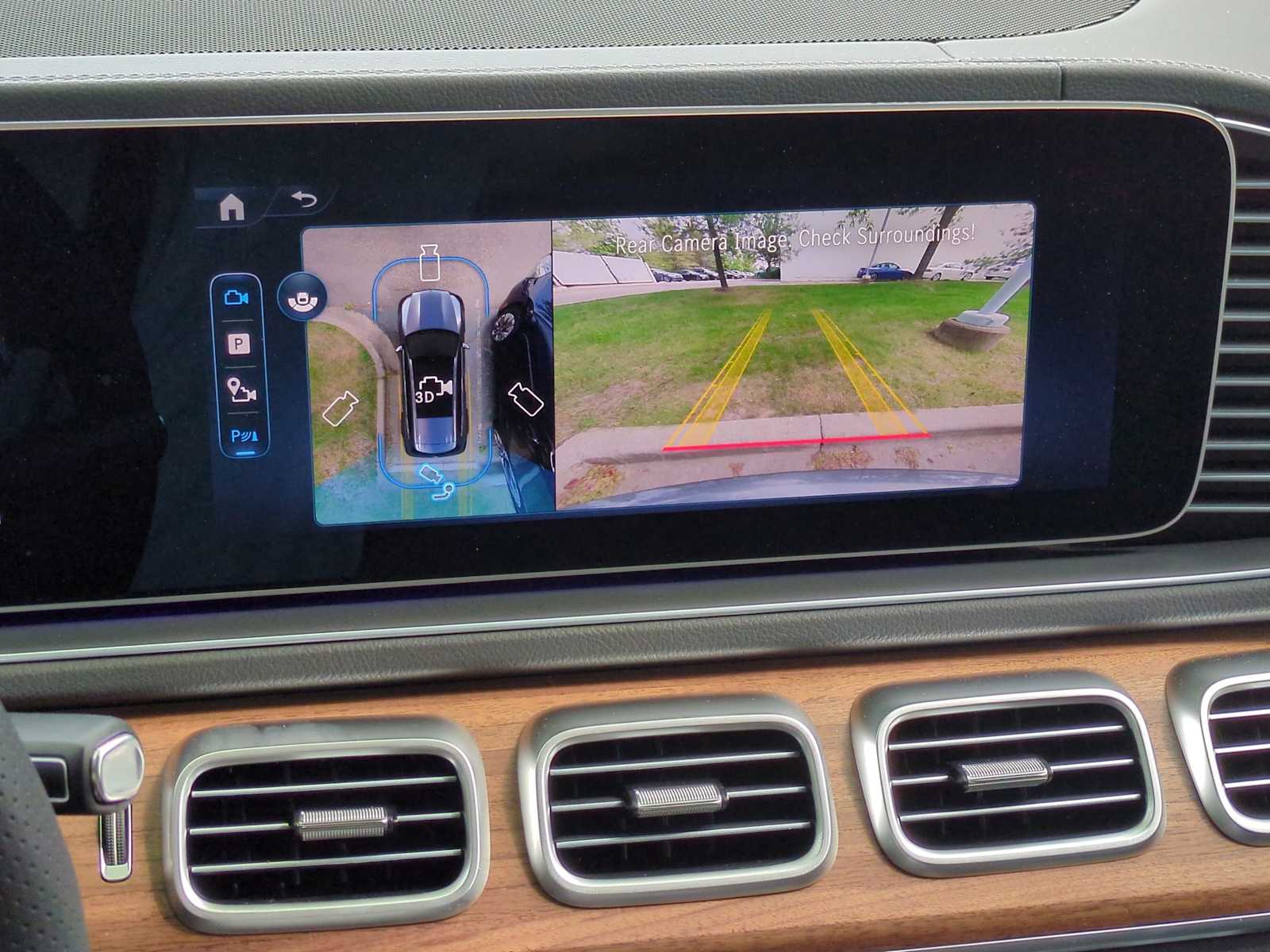 Thumbnail: 2025 Mercedes-Benz GLS - 32