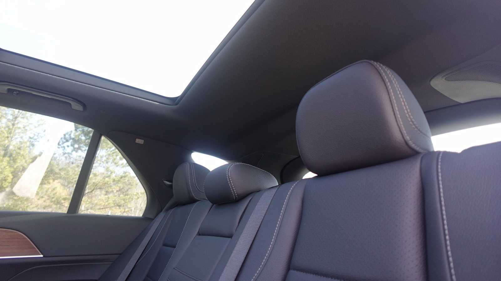 Thumbnail: 2026 Mercedes-Benz GLE - 51