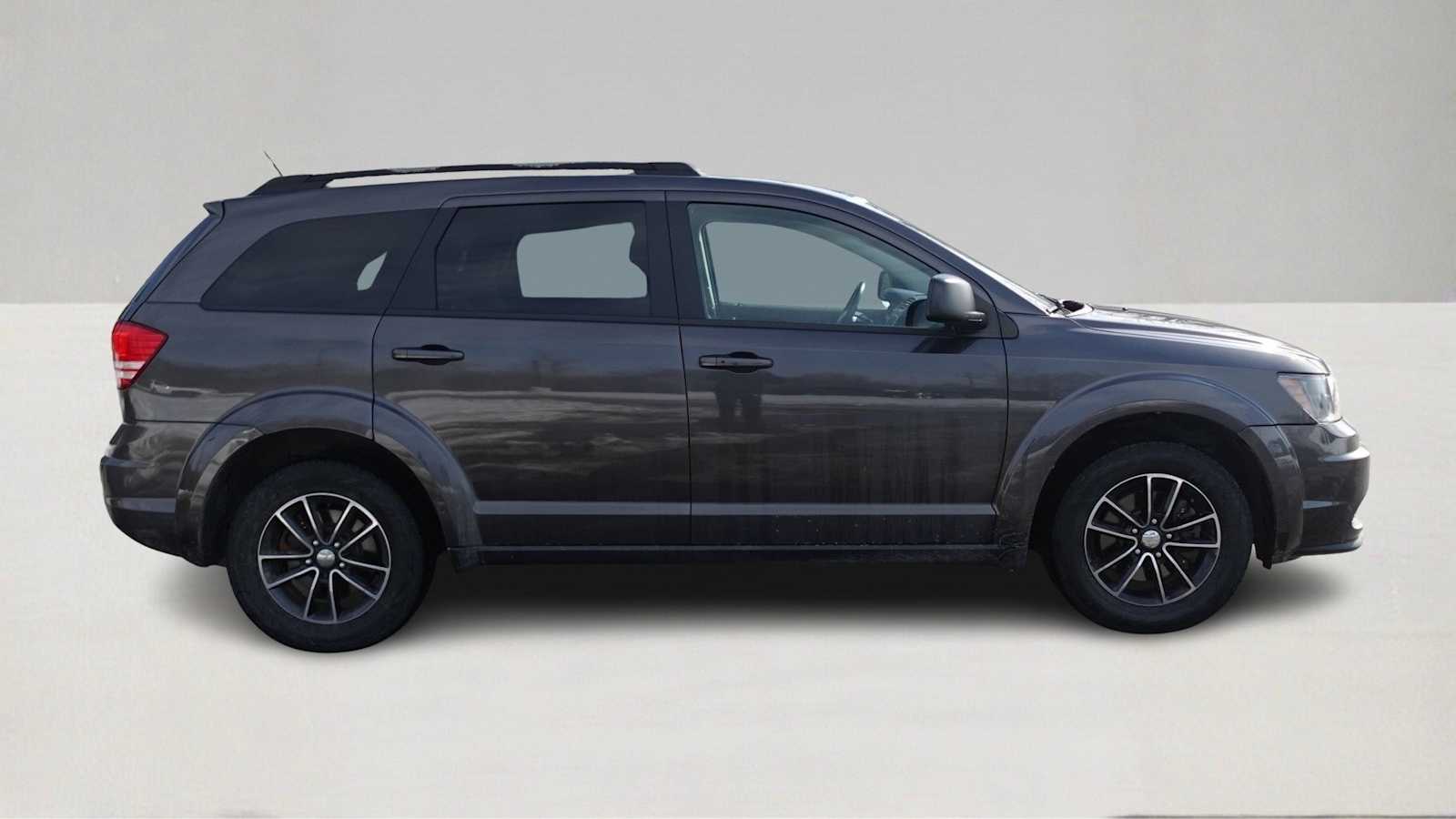 Thumbnail: 2017 Dodge Journey - 4