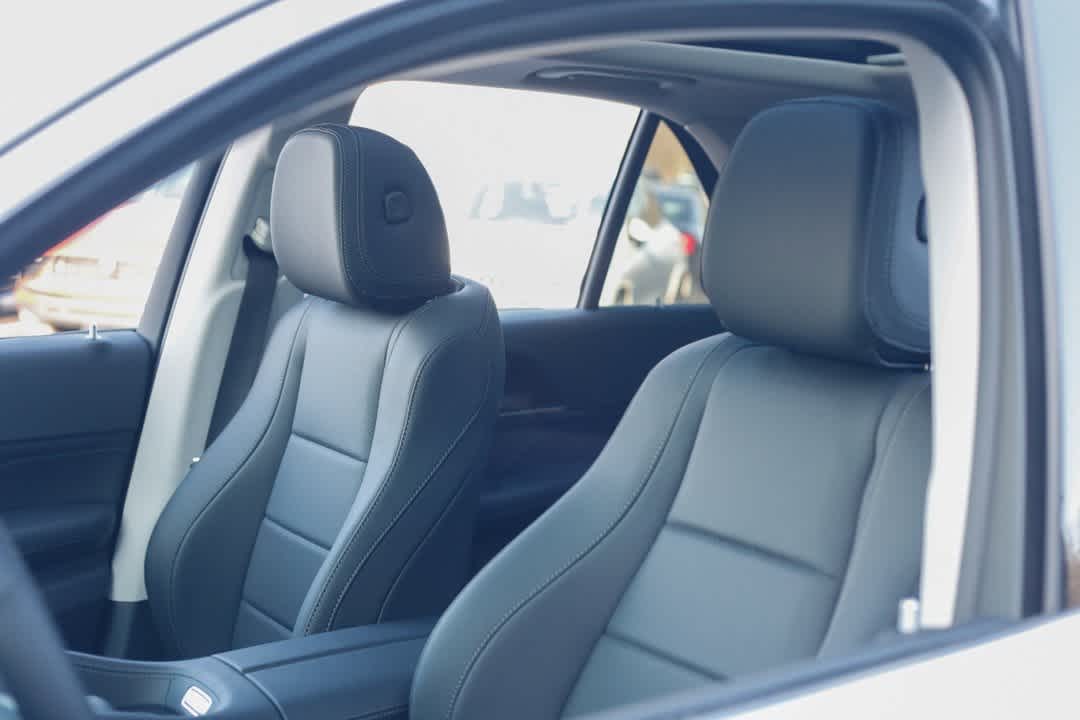 Thumbnail: 2026 Mercedes-Benz GLE - 9