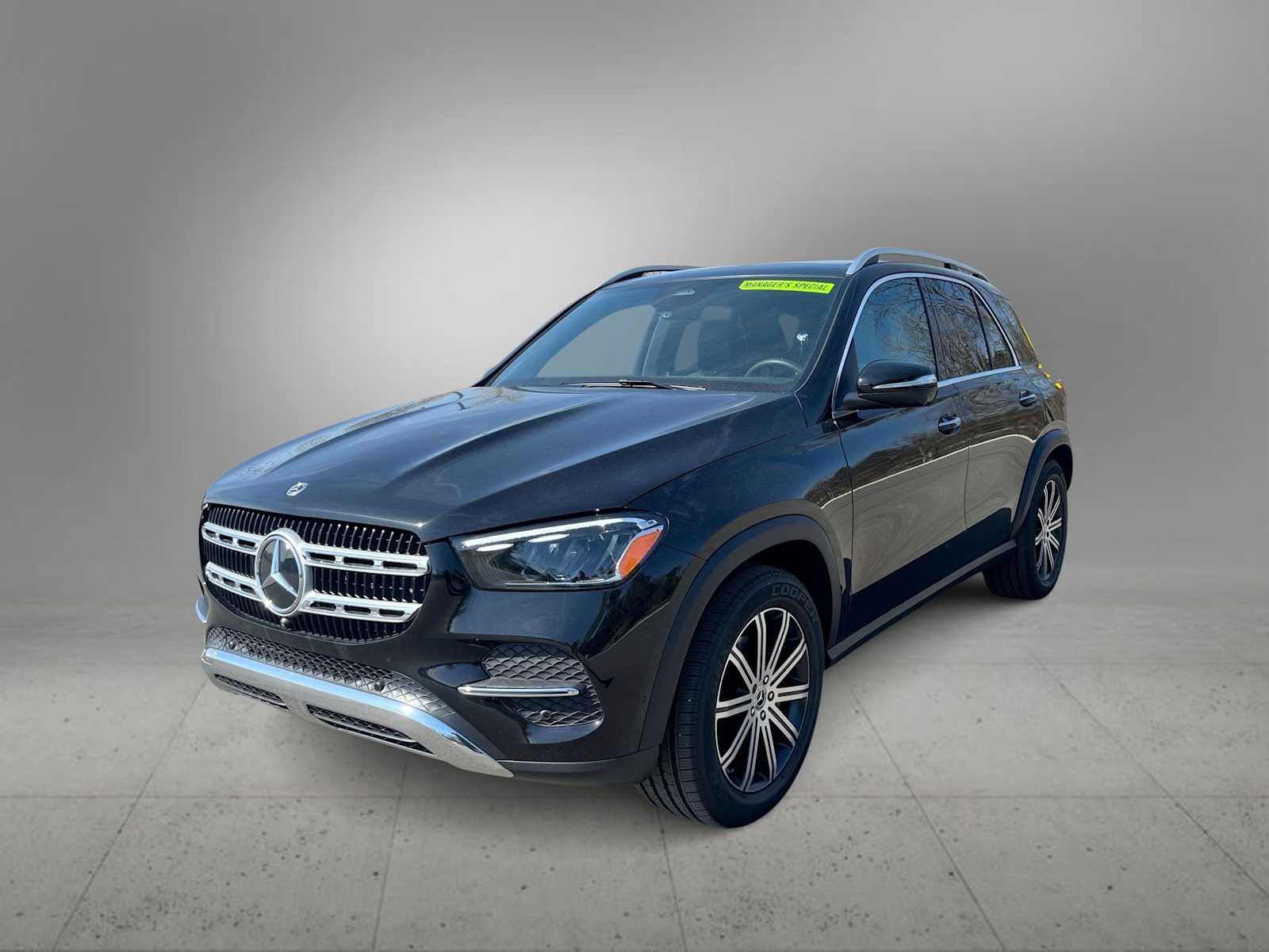 Thumbnail: 2026 Mercedes-Benz GLE - 1