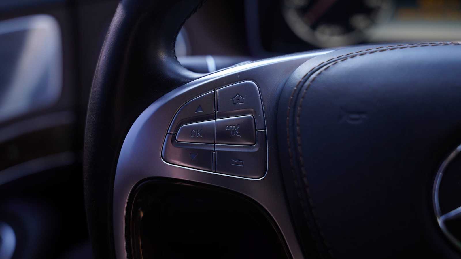 Thumbnail: 2015 Mercedes-Benz S-Class - 37