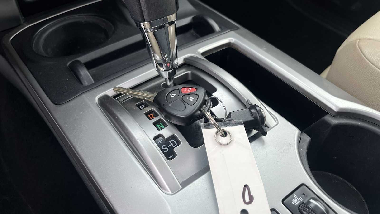 Thumbnail: 2015 Toyota 4Runner - 51