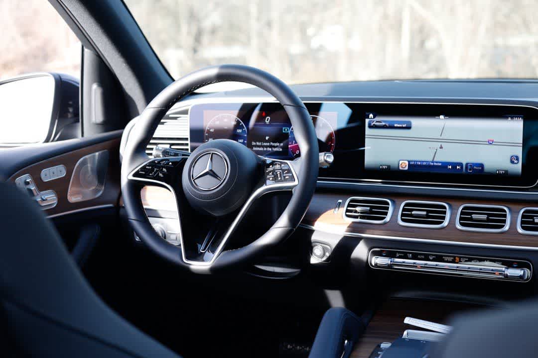 Thumbnail: 2026 Mercedes-Benz GLE - 17