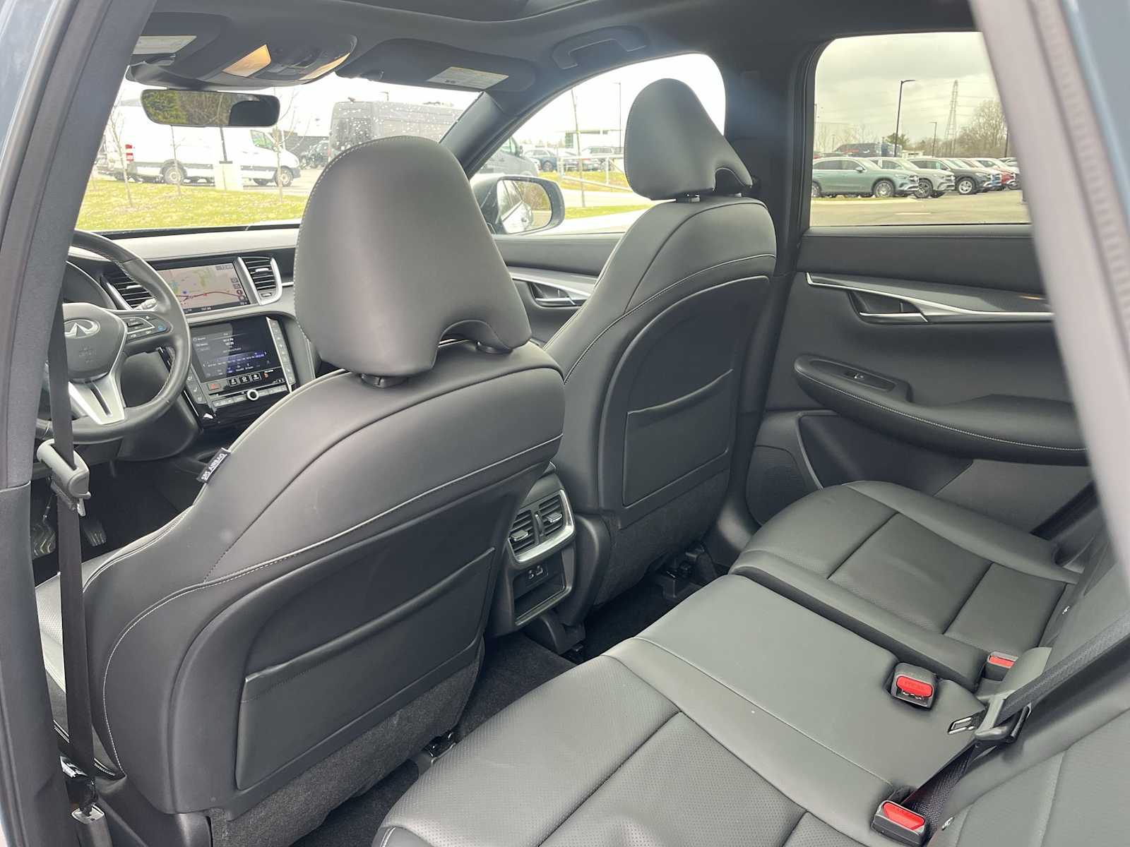 Thumbnail: 2023 INFINITI QX50 - 14