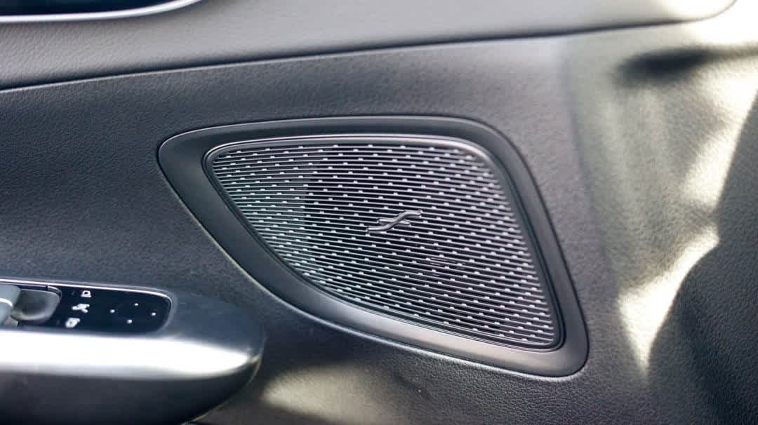 Thumbnail: 2025 Mercedes-Benz C-Class - 29