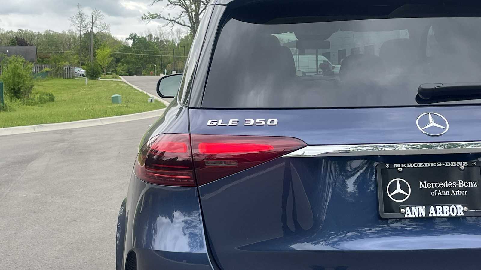 Thumbnail: 2026 Mercedes-Benz GLE - 19