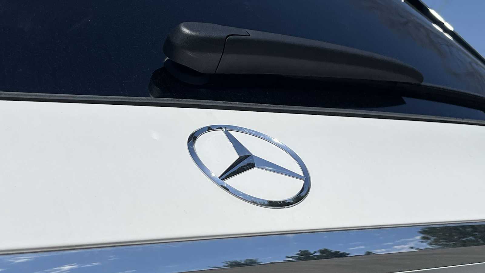 Thumbnail: 2026 Mercedes-Benz GLE - 24