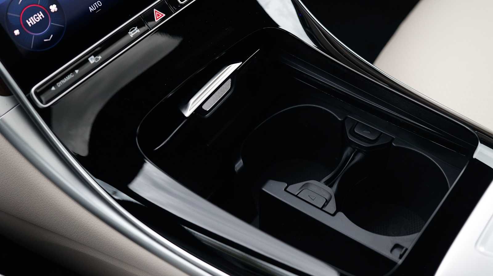 Thumbnail: 2026 Mercedes-Benz C-Class - 24