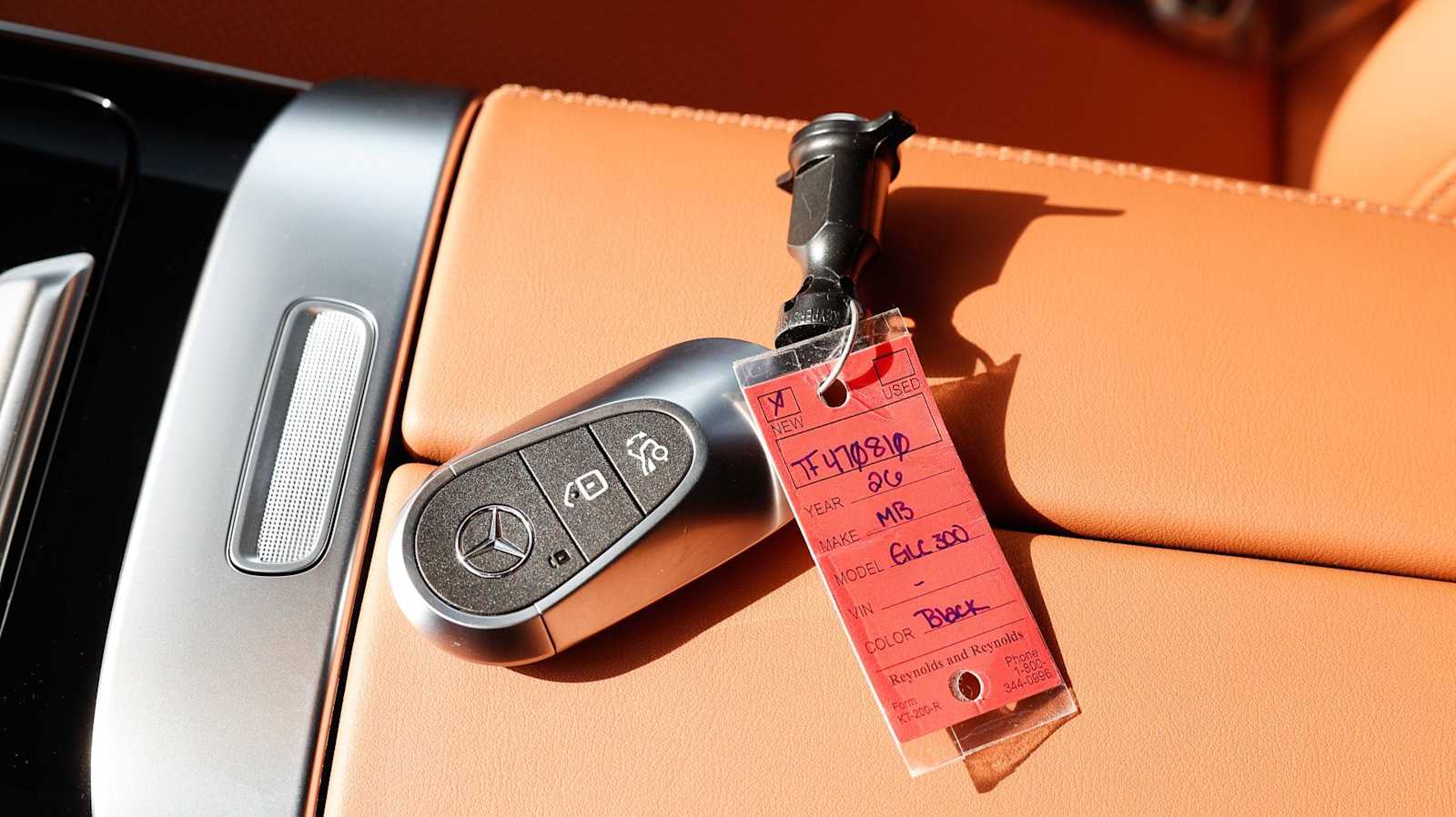 Thumbnail: 2026 Mercedes-Benz GLC - 33