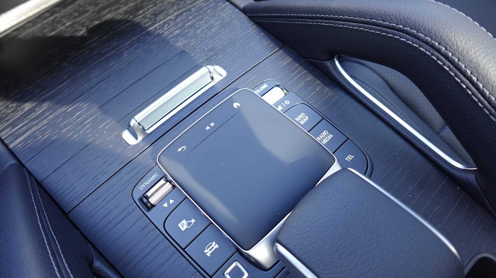 Thumbnail: 2026 Mercedes-Benz GLE - 36