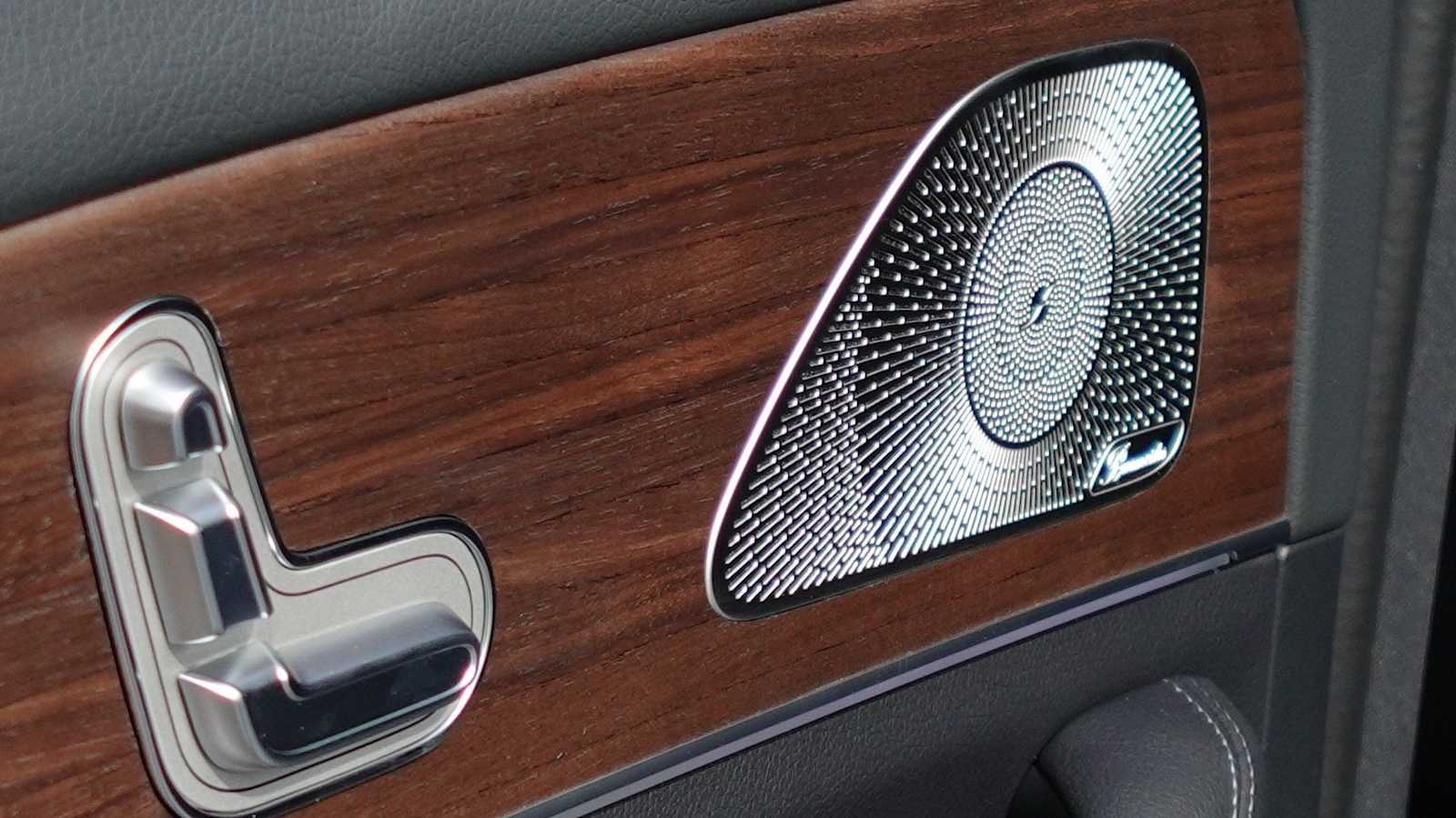 Thumbnail: 2026 Mercedes-Benz GLE - 41