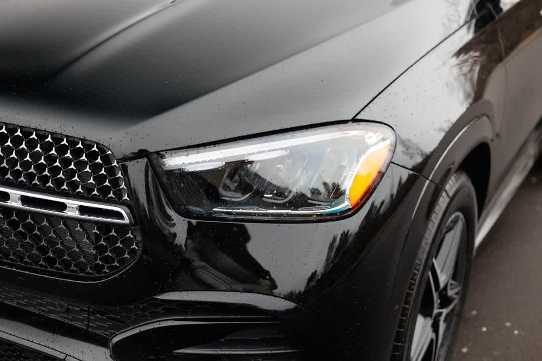 Thumbnail: 2026 Mercedes-Benz GLE - 26