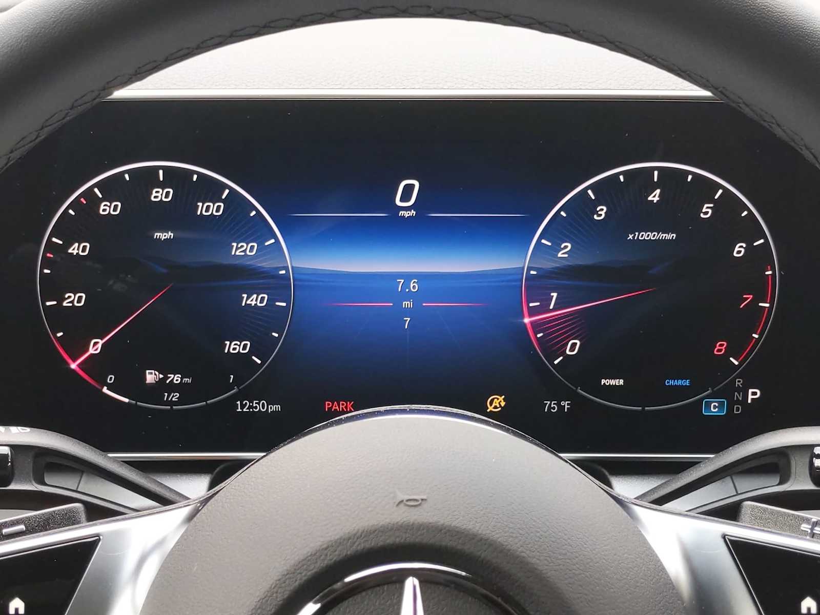 Thumbnail: 2025 Mercedes-Benz GLC - 34