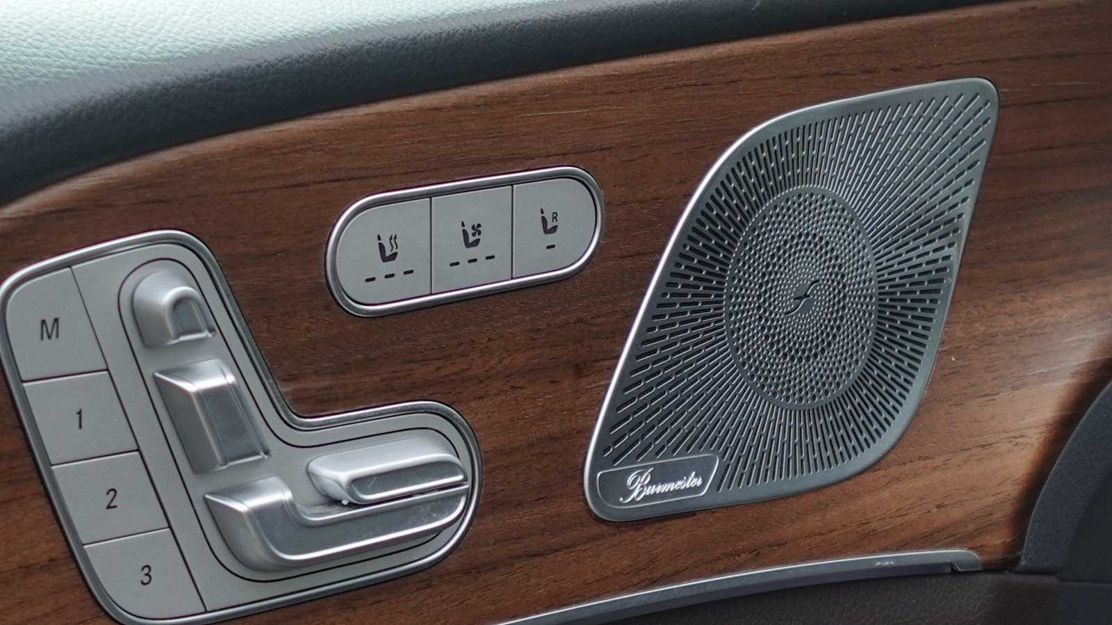 Thumbnail: 2020 Mercedes-Benz GLS - 26