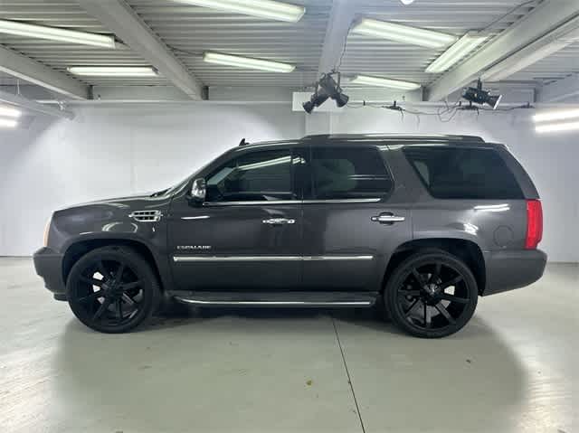 Thumbnail: 2011 Cadillac Escalade - 11