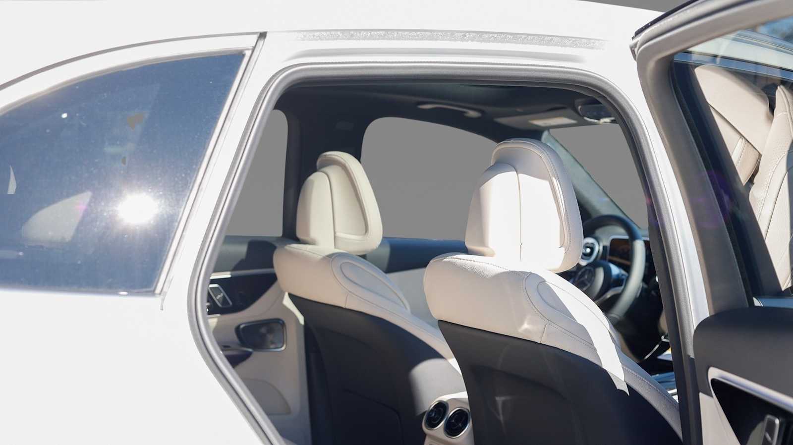 Thumbnail: 2026 Mercedes-Benz GLC - 13