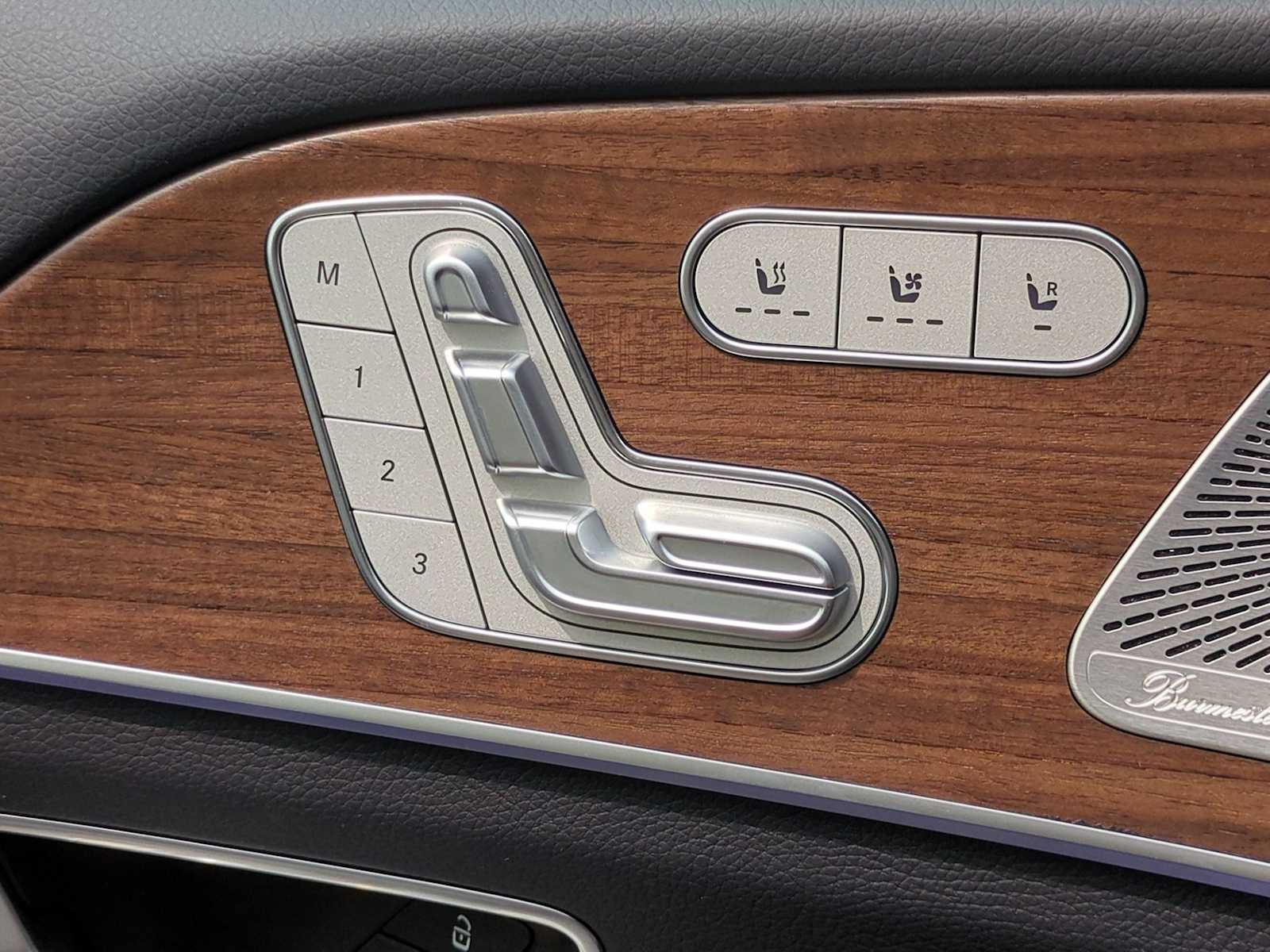 Thumbnail: 2025 Mercedes-Benz GLS - 18