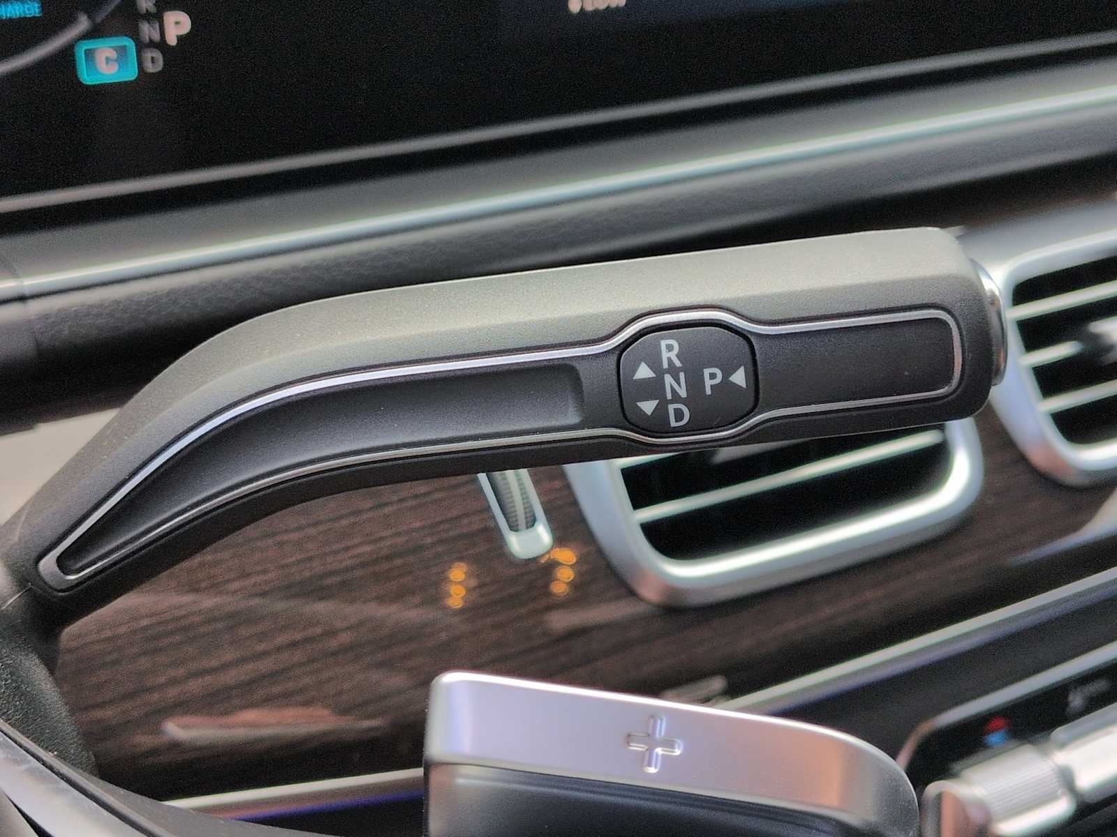 Thumbnail: 2025 Mercedes-Benz GLE - 34