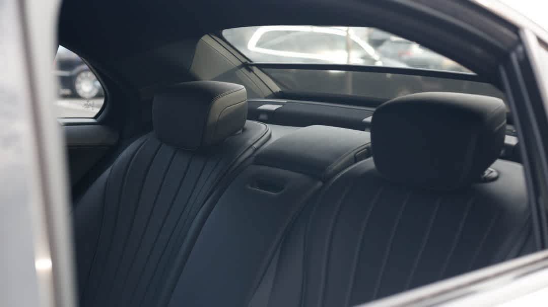 Thumbnail: 2023 Mercedes-Benz S-Class - 22