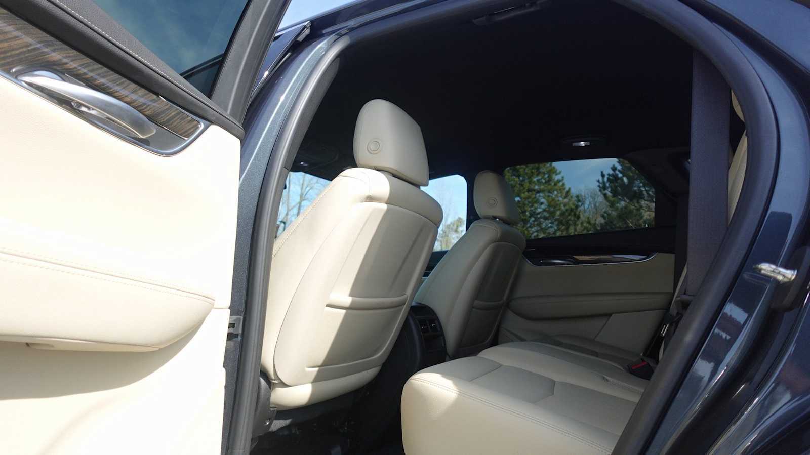 Thumbnail: 2019 Cadillac XT5 - 31