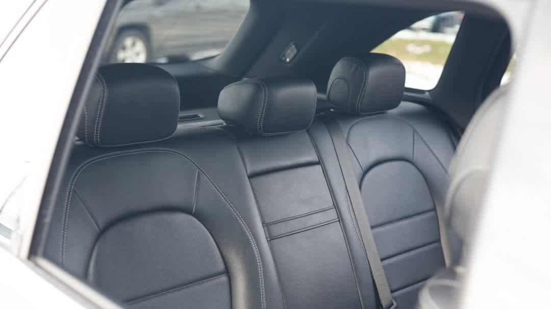 Thumbnail: 2022 Mercedes-Benz GLC - 17