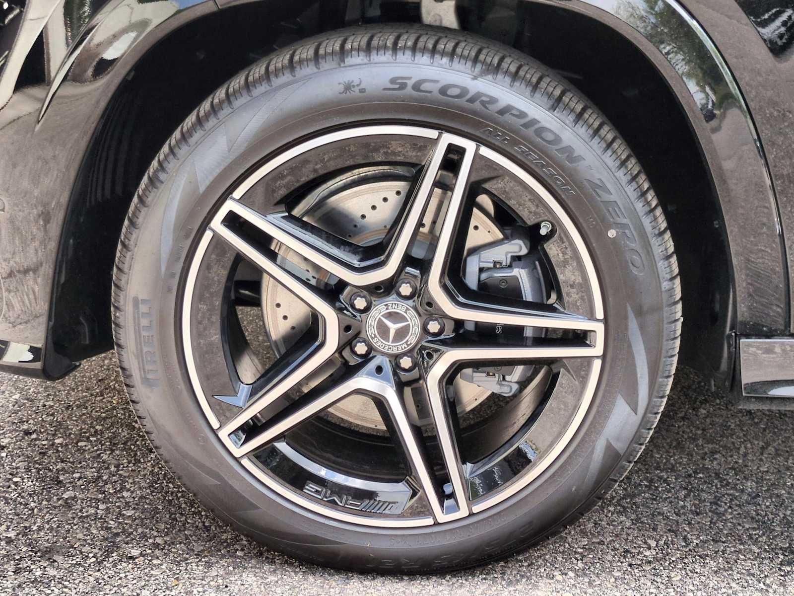 Thumbnail: 2025 Mercedes-Benz GLS - 14