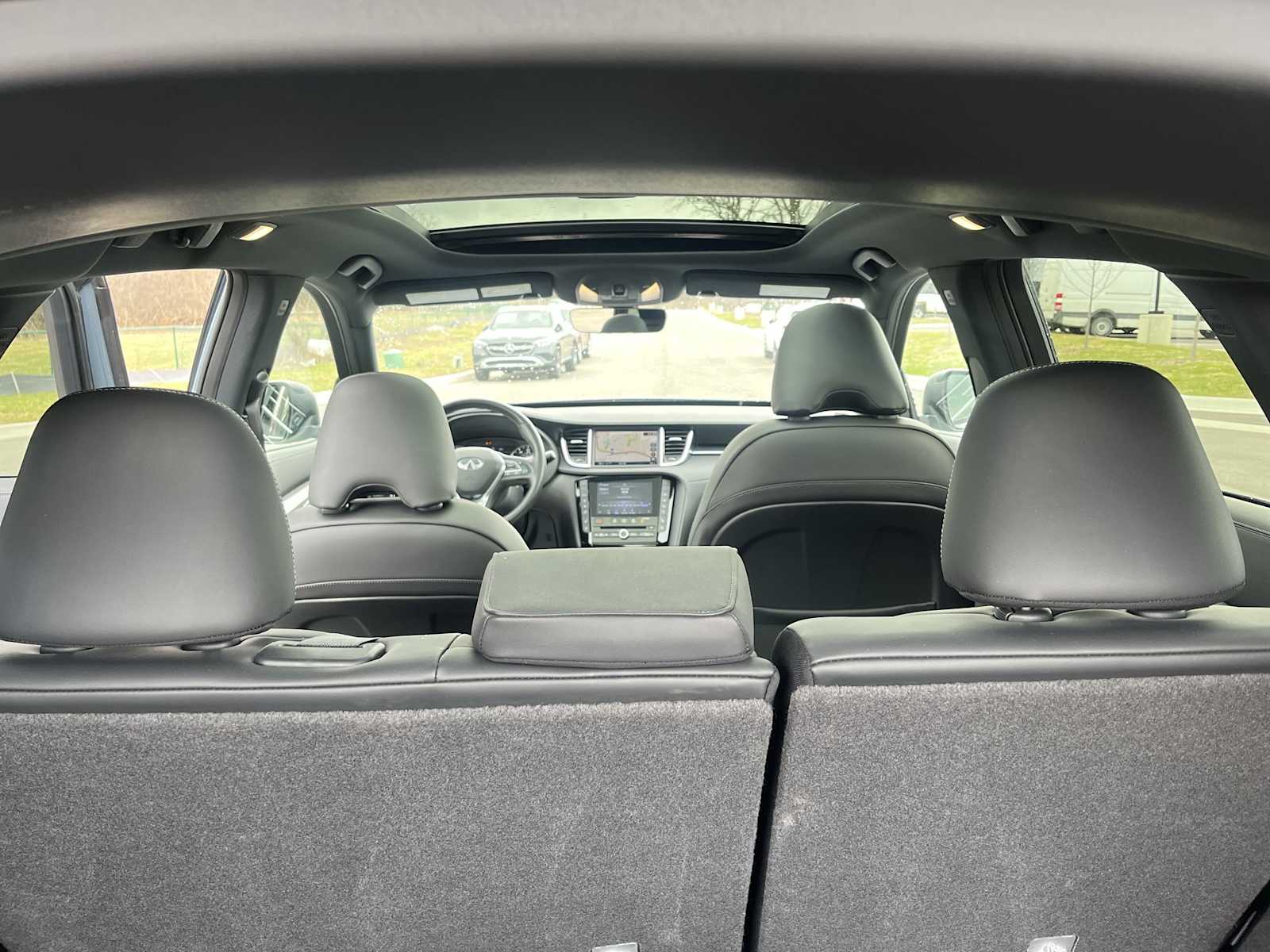 Thumbnail: 2023 INFINITI QX50 - 13