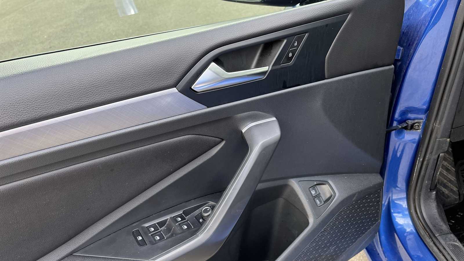 Thumbnail: 2023 Volkswagen Jetta - 29