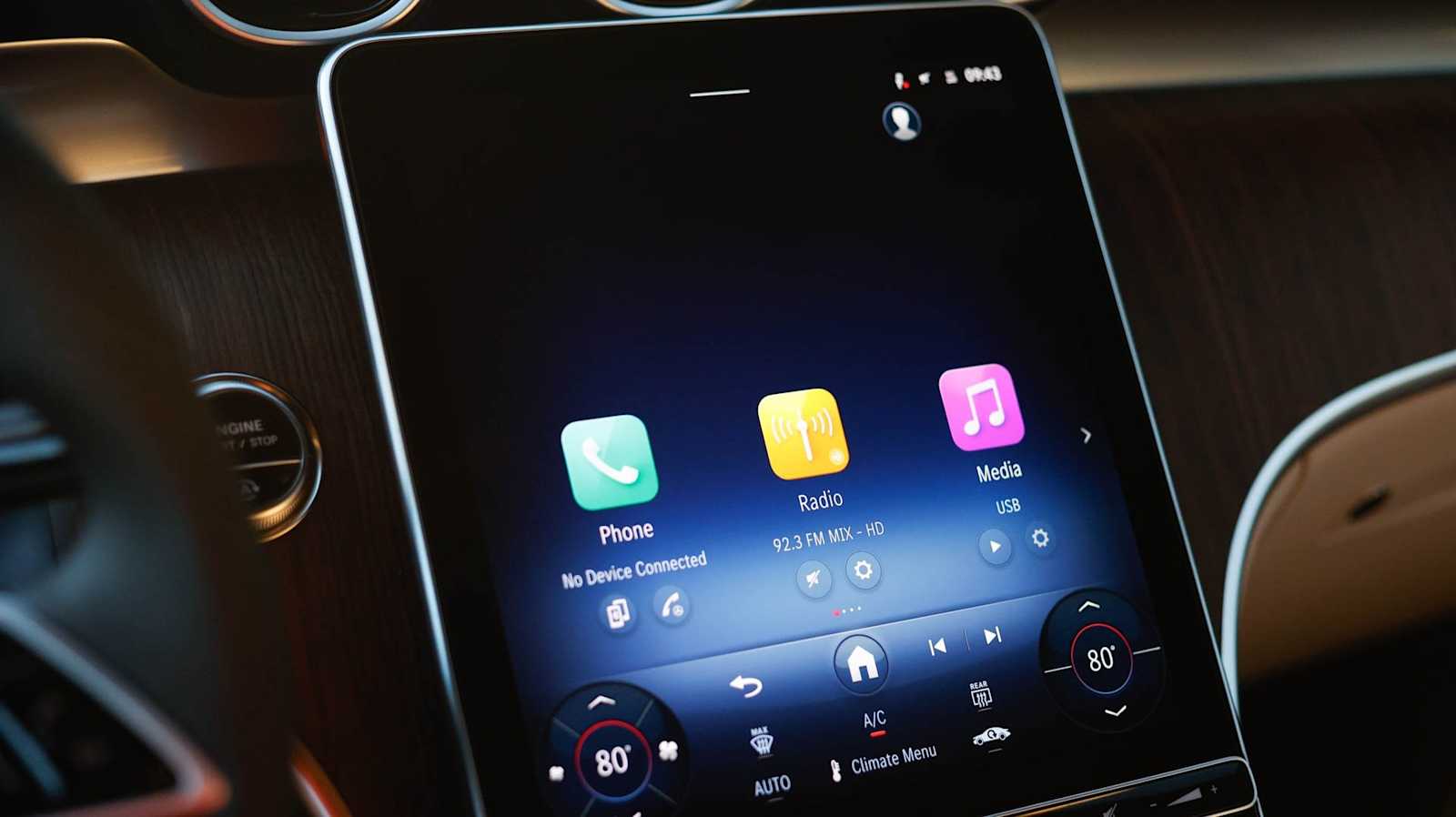 Thumbnail: 2026 Mercedes-Benz GLC - 9