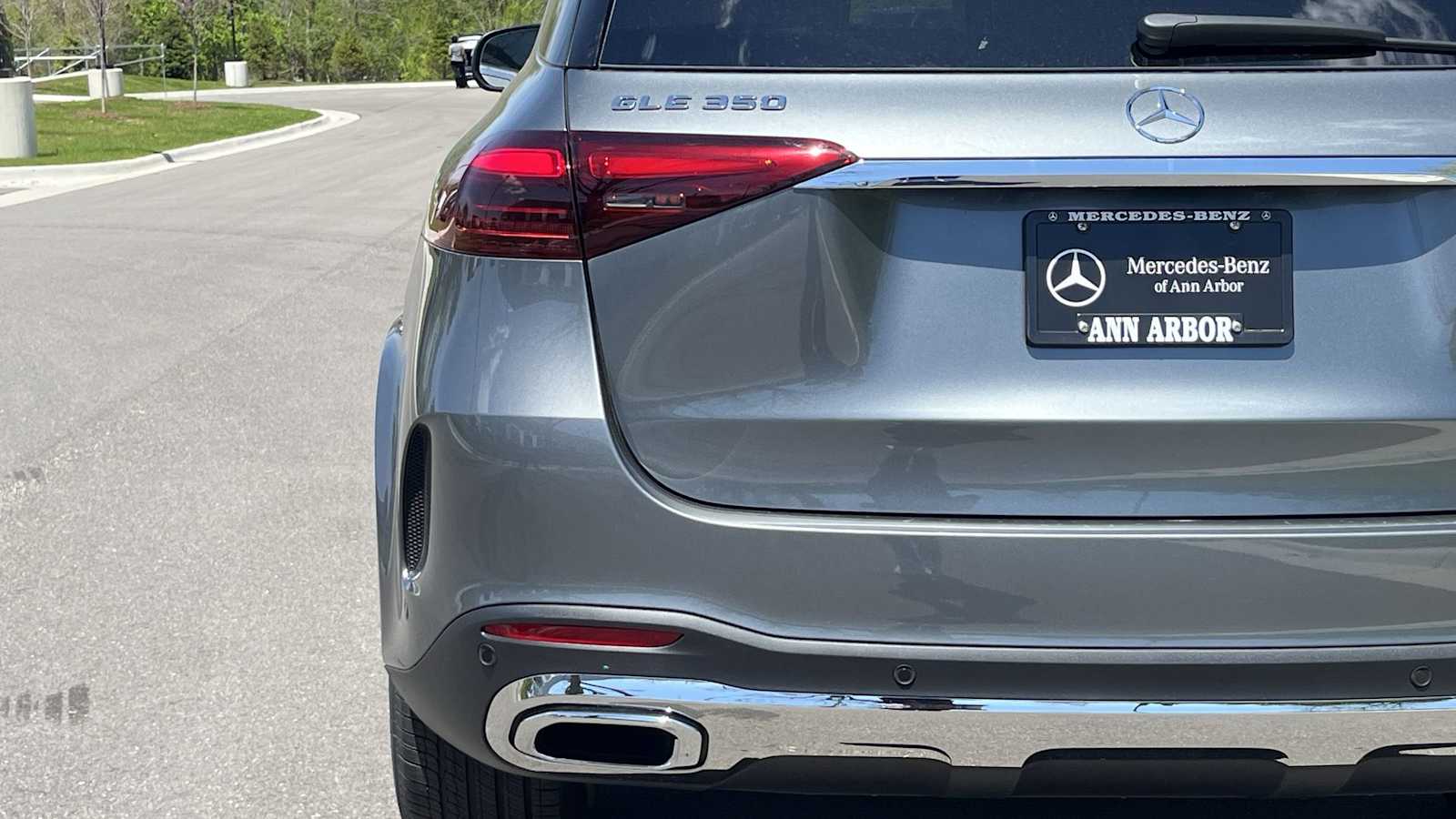Thumbnail: 2026 Mercedes-Benz GLE - 16