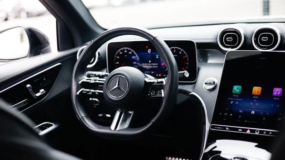 Thumbnail: 2025 Mercedes-Benz GLC - 15