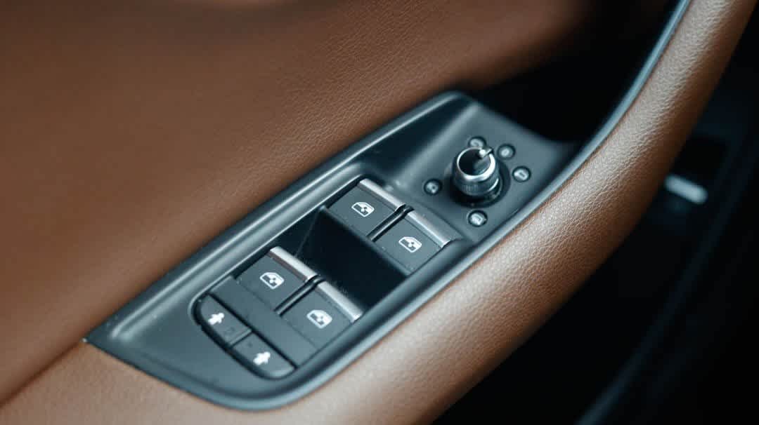 Thumbnail: 2018 Audi Q7 - 35