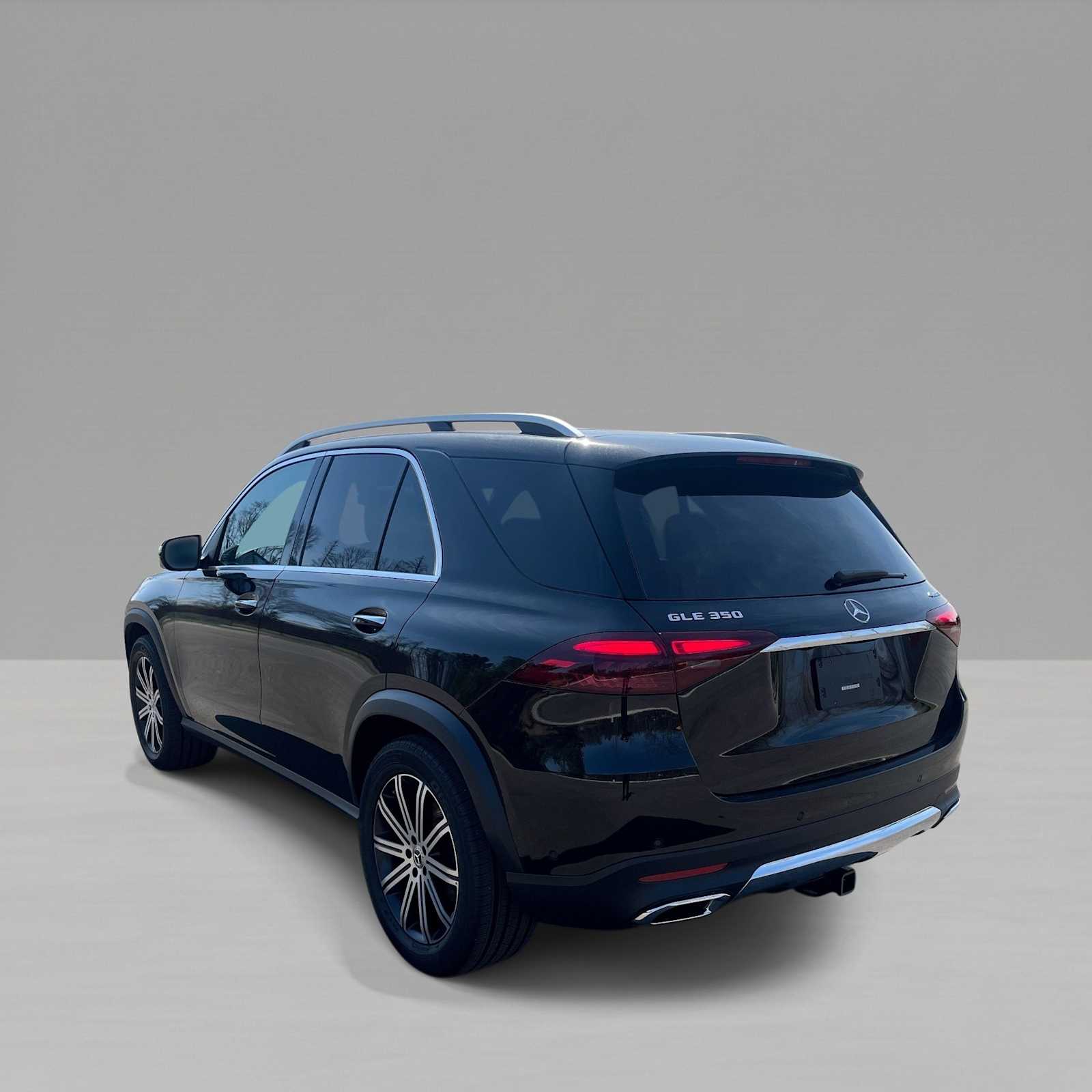 Thumbnail: 2026 Mercedes-Benz GLE - 6