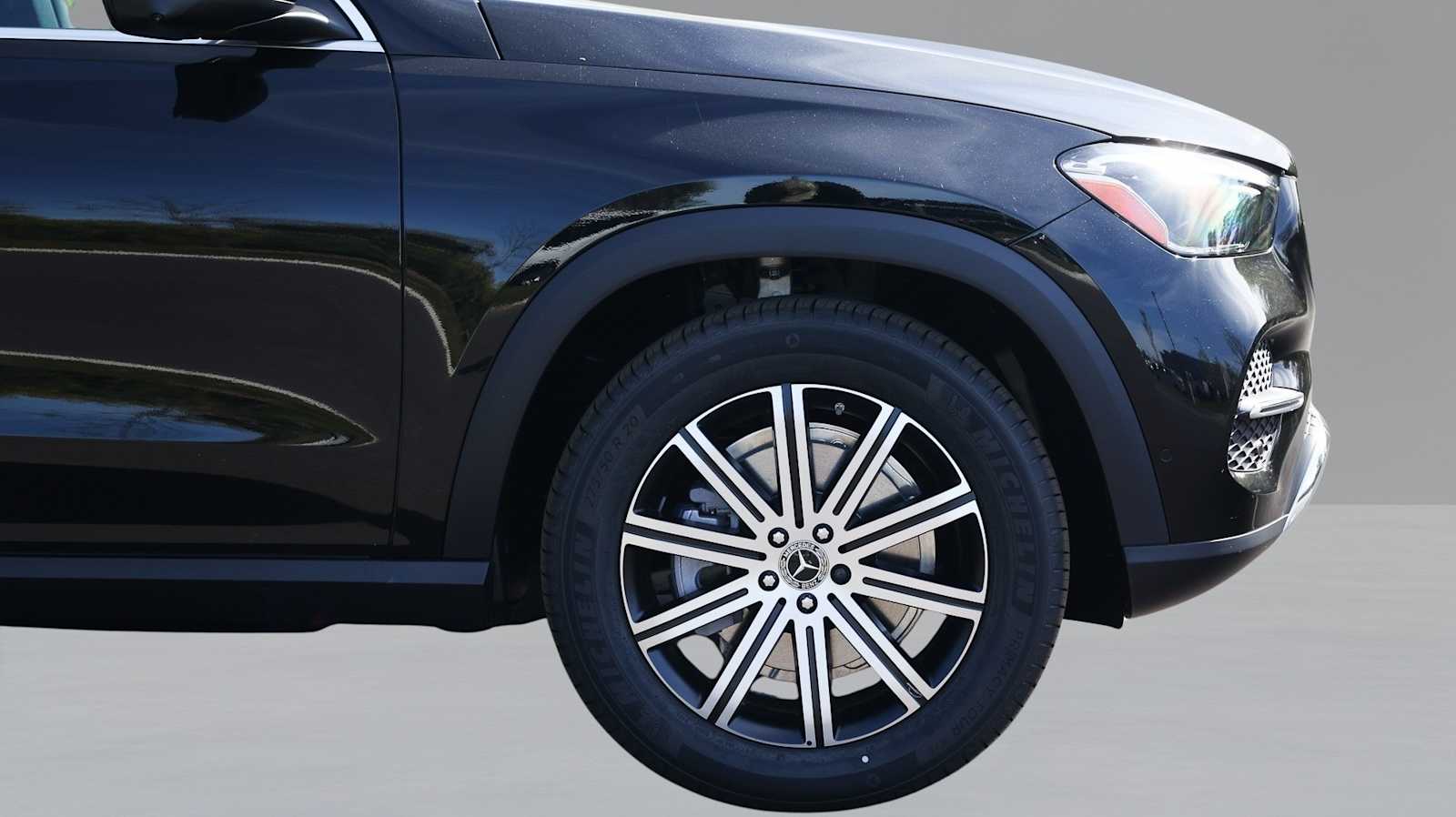 Thumbnail: 2026 Mercedes-Benz GLE - 9