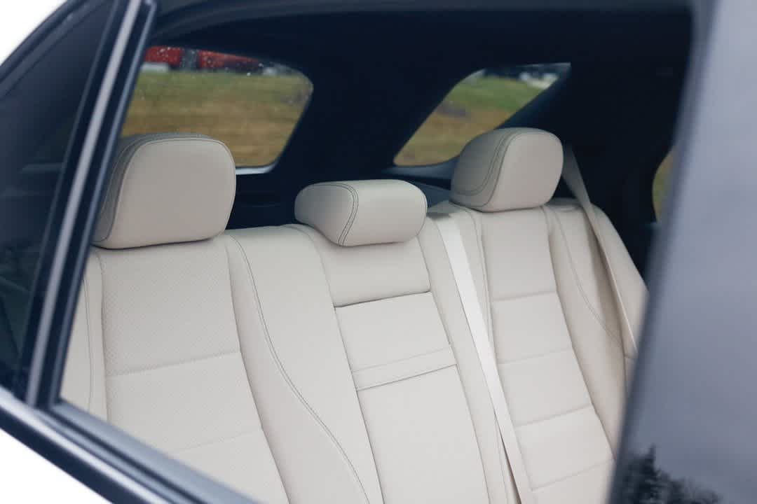 Thumbnail: 2026 Mercedes-Benz GLE - 20