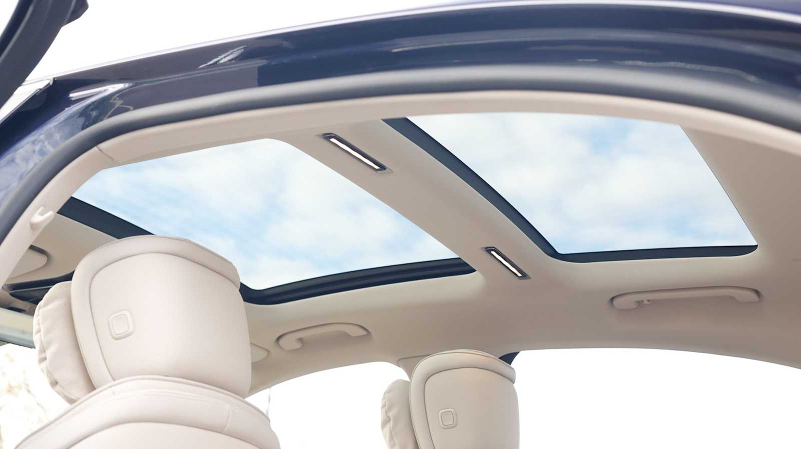 Thumbnail: 2023 Mercedes-Benz S-Class - 18