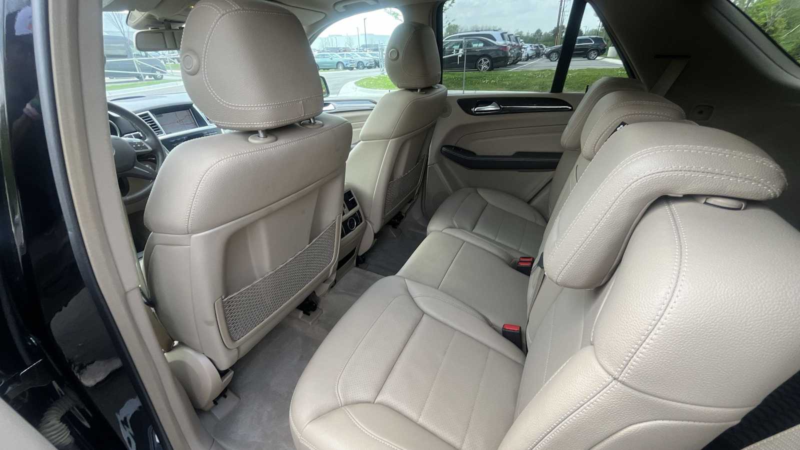 Thumbnail: 2013 Mercedes-Benz M-Class - 14