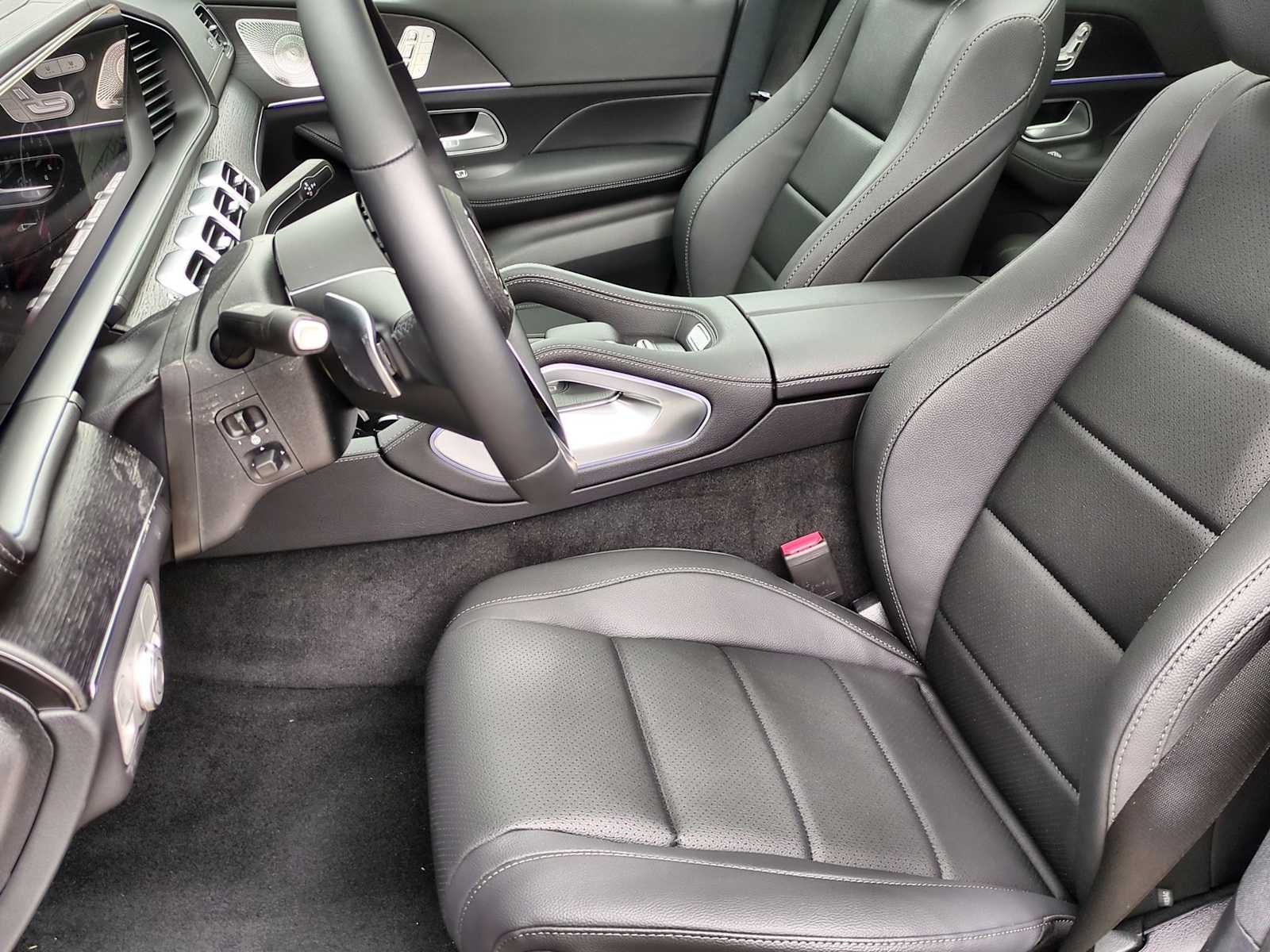 Thumbnail: 2025 Mercedes-Benz GLS - 17