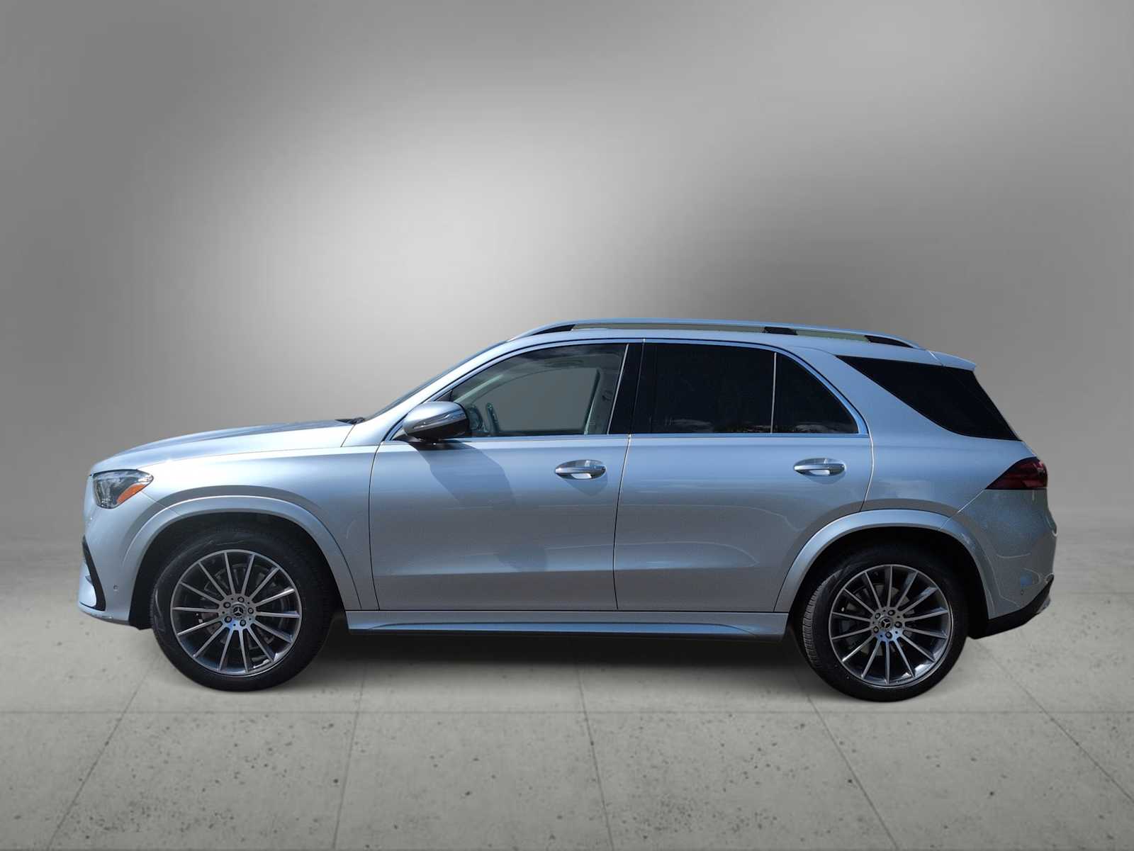 Thumbnail: 2026 Mercedes-Benz GLE - 5