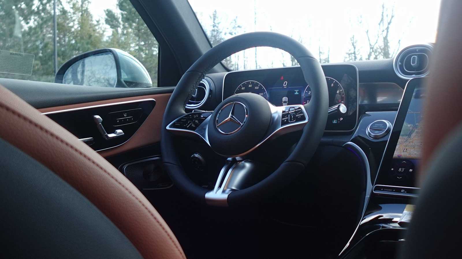 Thumbnail: 2026 Mercedes-Benz GLC - 44