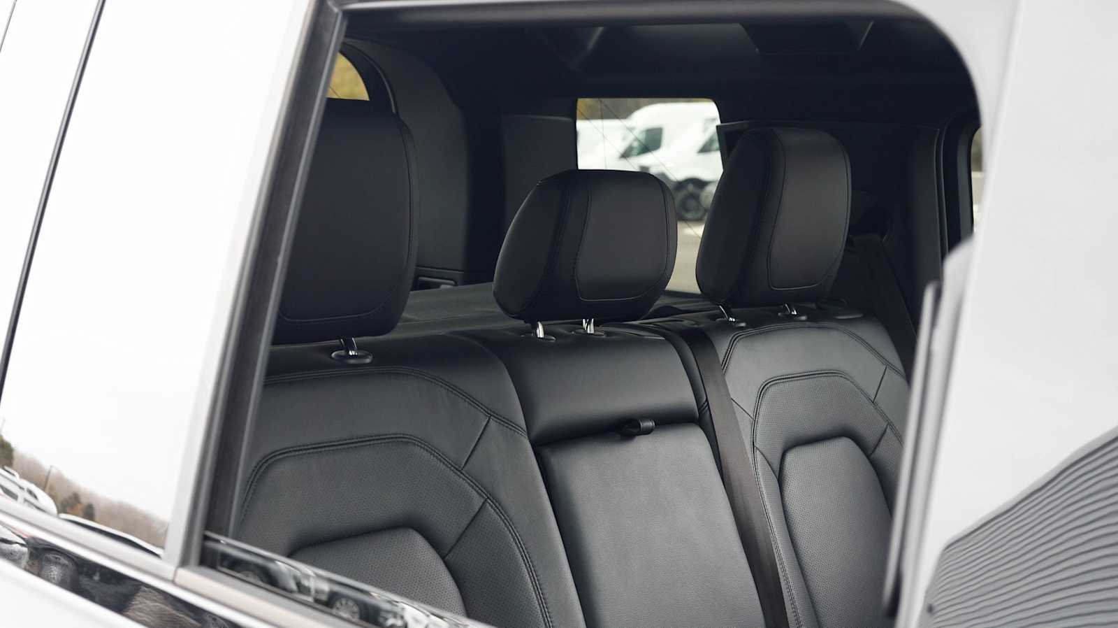 Thumbnail: 2024 Land Rover Defender - 19