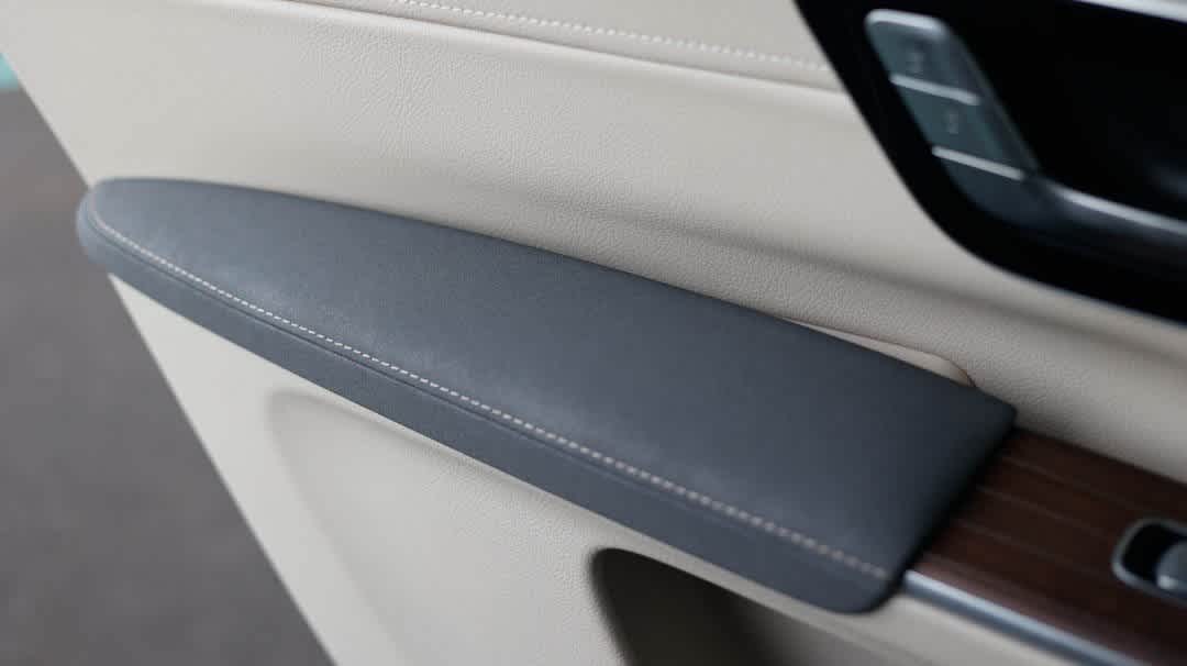 Thumbnail: 2023 Mercedes-Benz EQS - 33