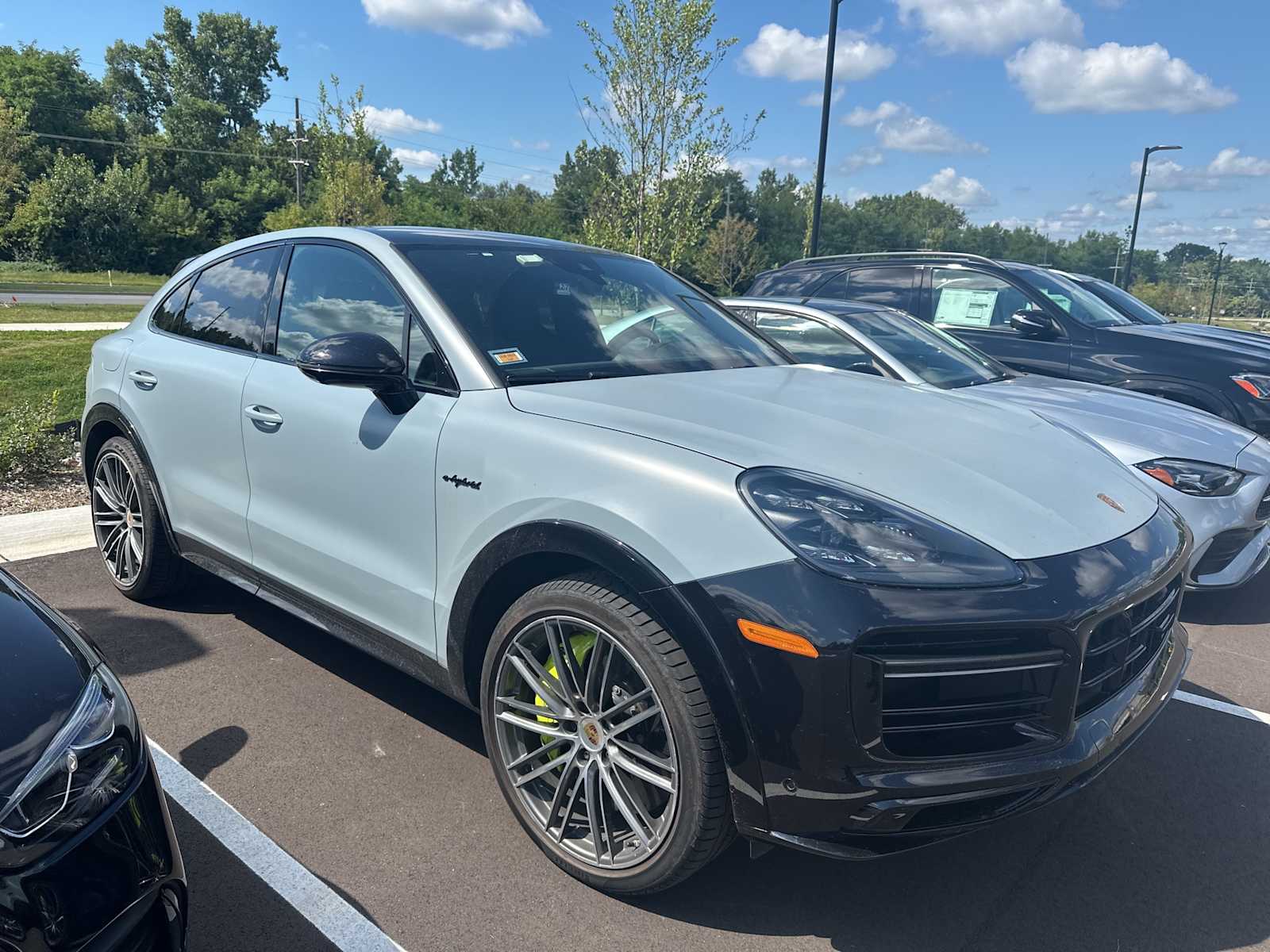 2022 Porsche Cayenne E-Hybrid Coupe Turbo S photo 2