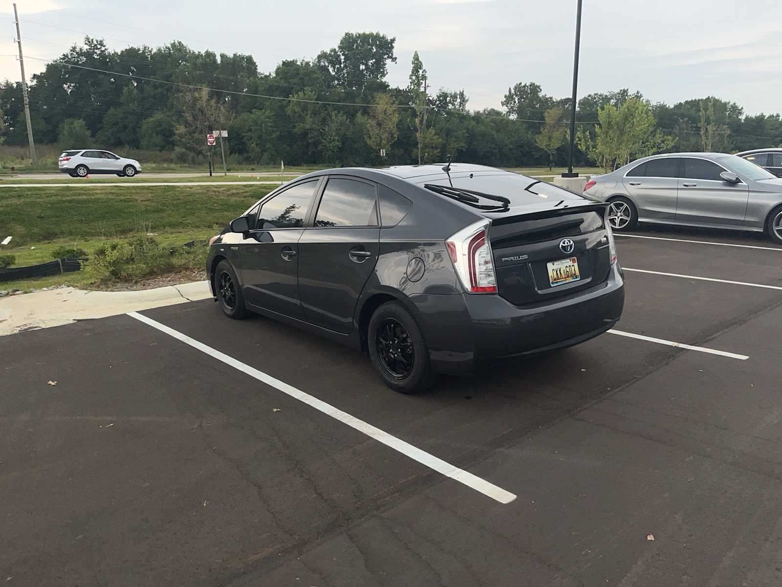2012 Toyota Prius Two photo 3