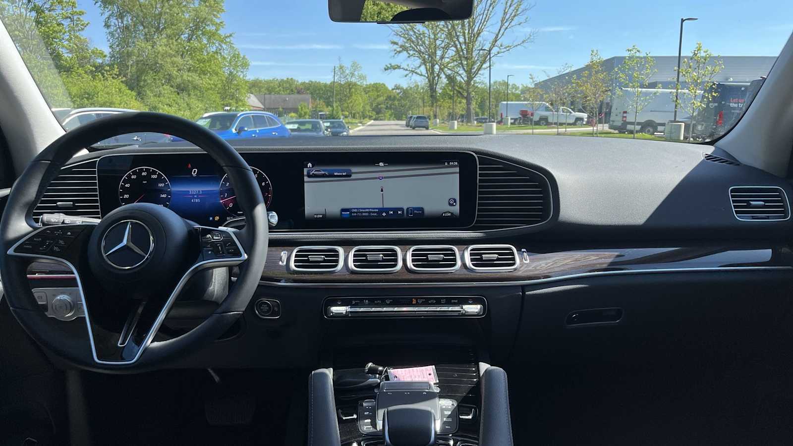 Thumbnail: 2026 Mercedes-Benz GLE - 27