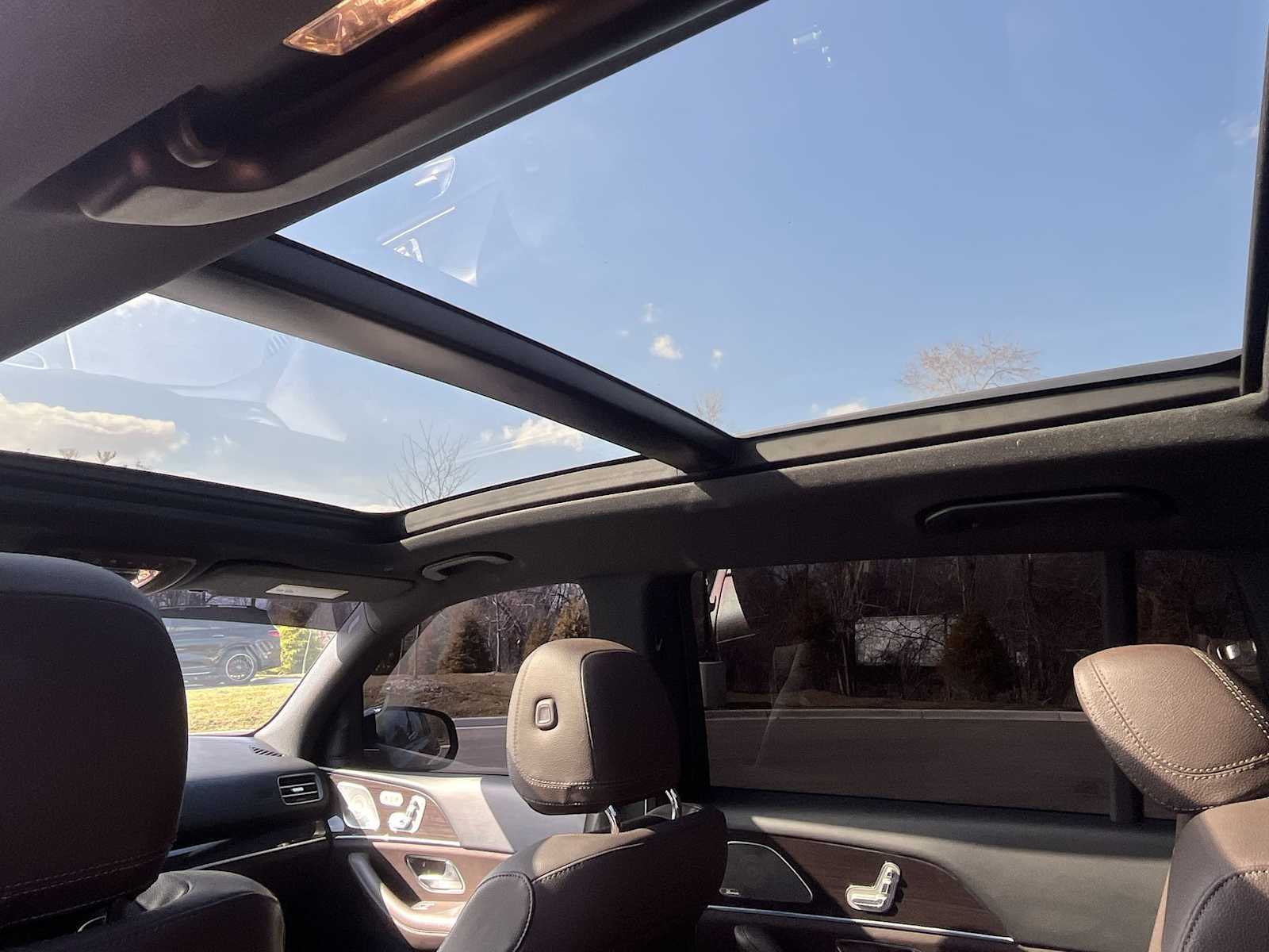 Thumbnail: 2022 Mercedes-Benz GLS - 27