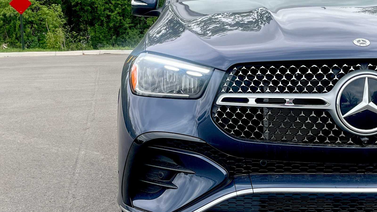 Thumbnail: 2026 Mercedes-Benz GLE - 23